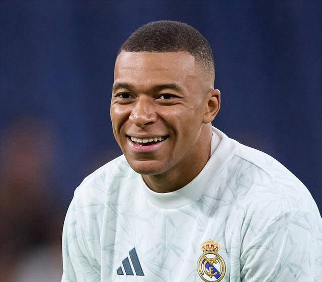 包含姆巴佩新星关键助攻表现惊艳，G2未来可期！的词条